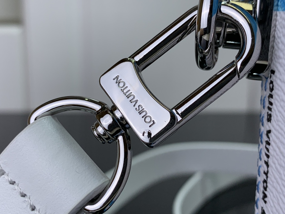 L*ouis V*uitton Bag Top Quality 13.5*17*7CM