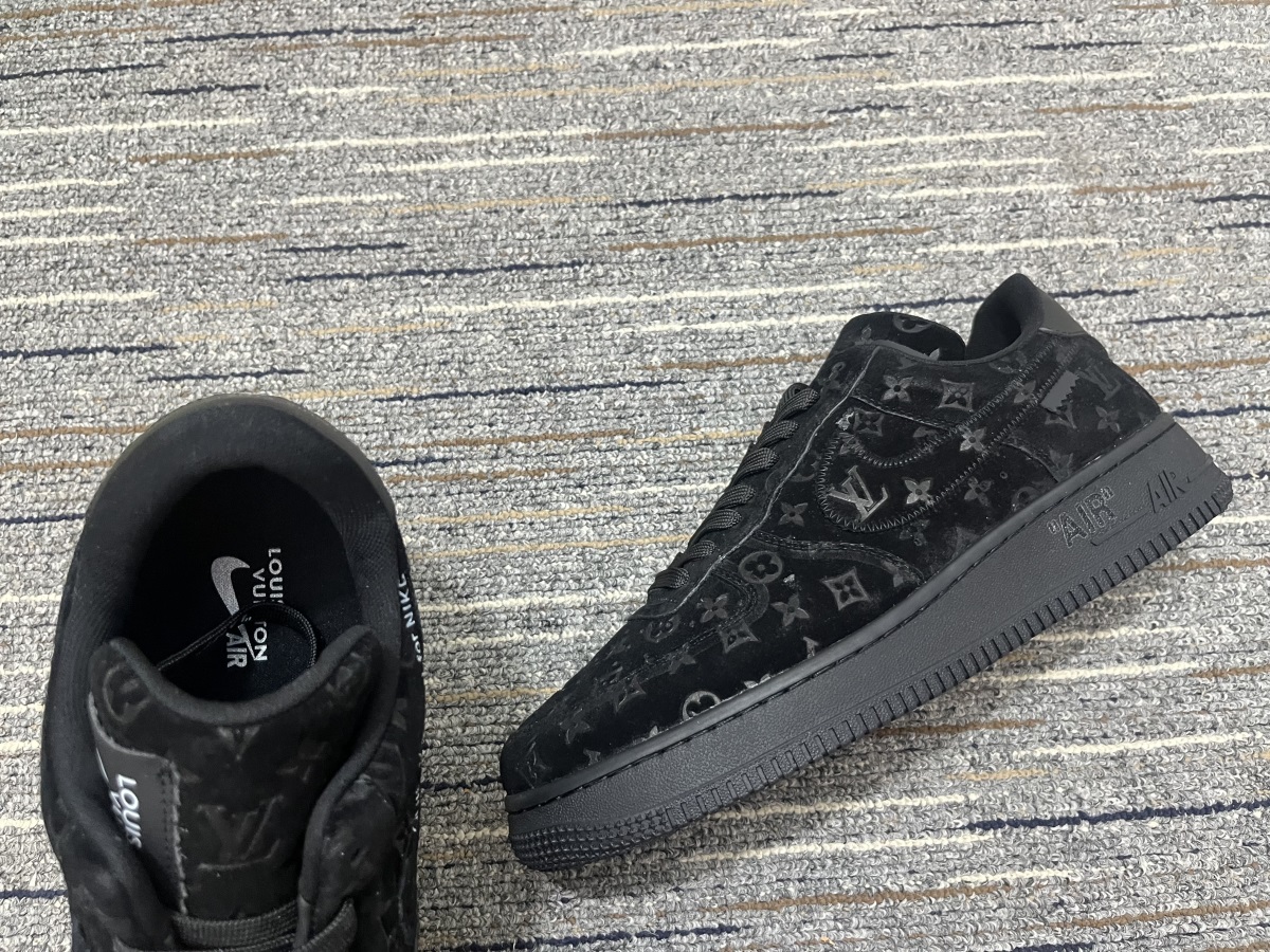 from O*ff-W*hite x Nike Air Force 1 x L*V Low