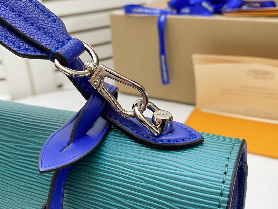 L*ouis V*uitton Bag Top Quality 22*18*9CM