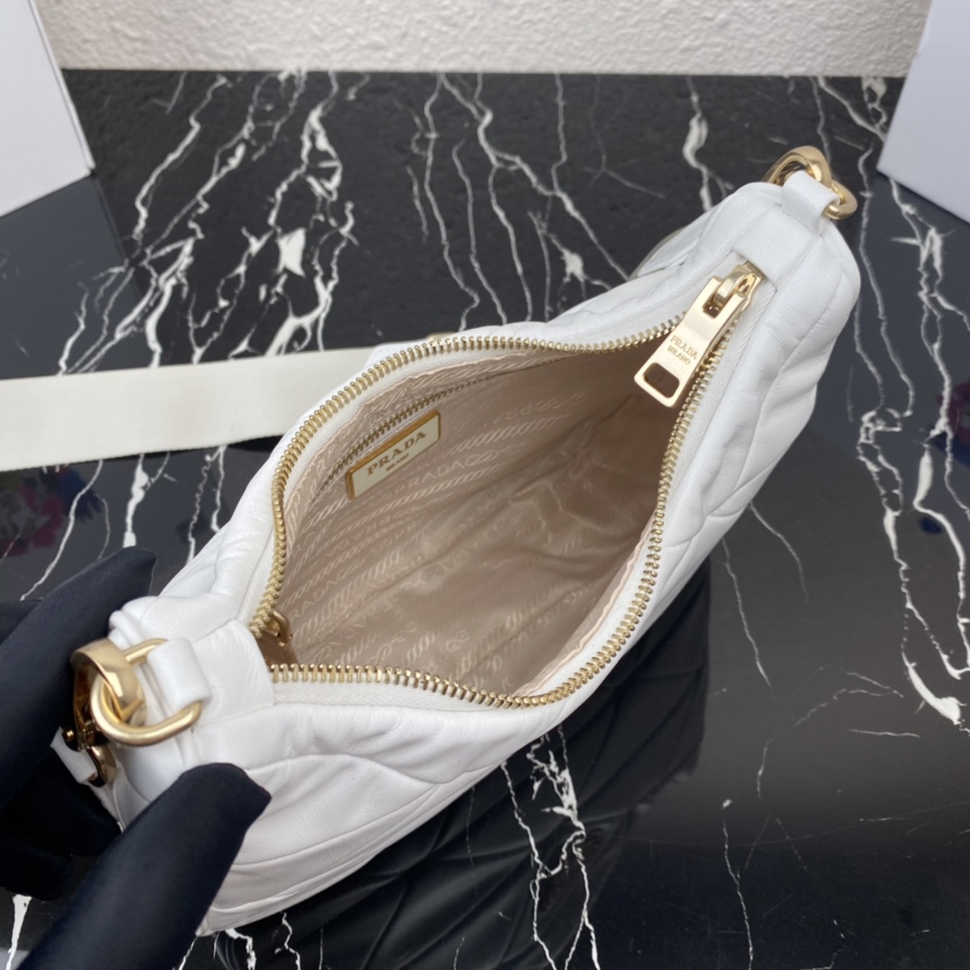 P*rada Top Bag 24*17*7cm