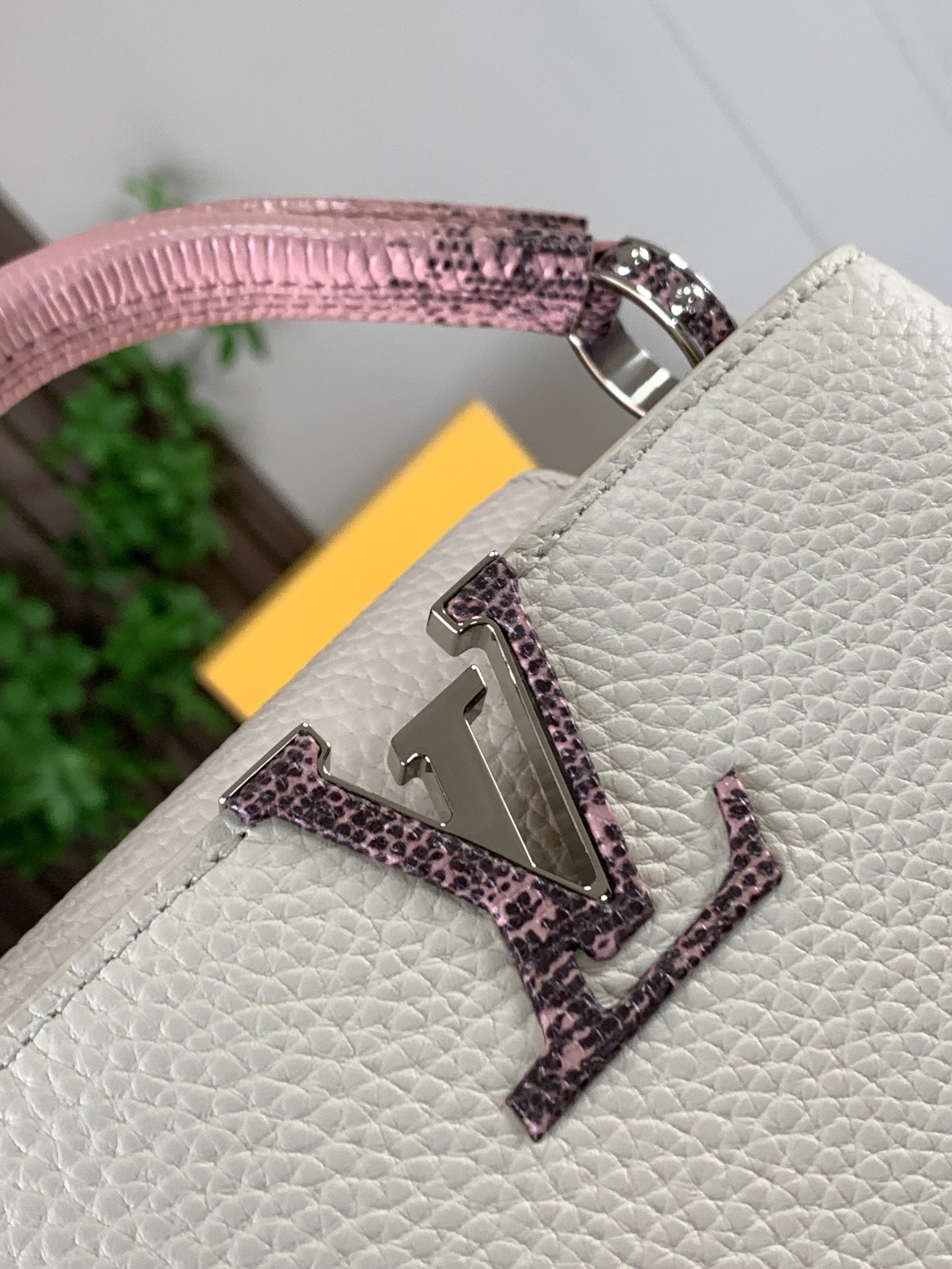 L*ouis V*uitton Bag Top Quality 21*14*8CM