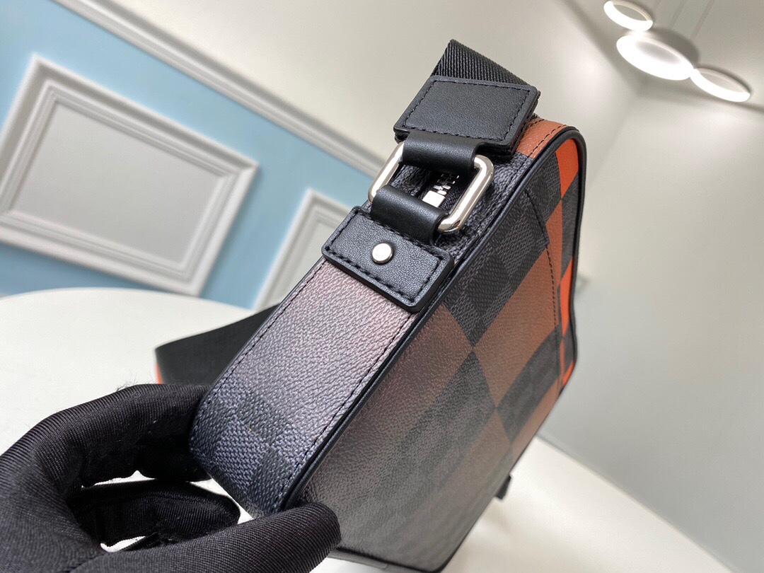 L*ouis V*uitton Top Bag 26*17*5CM