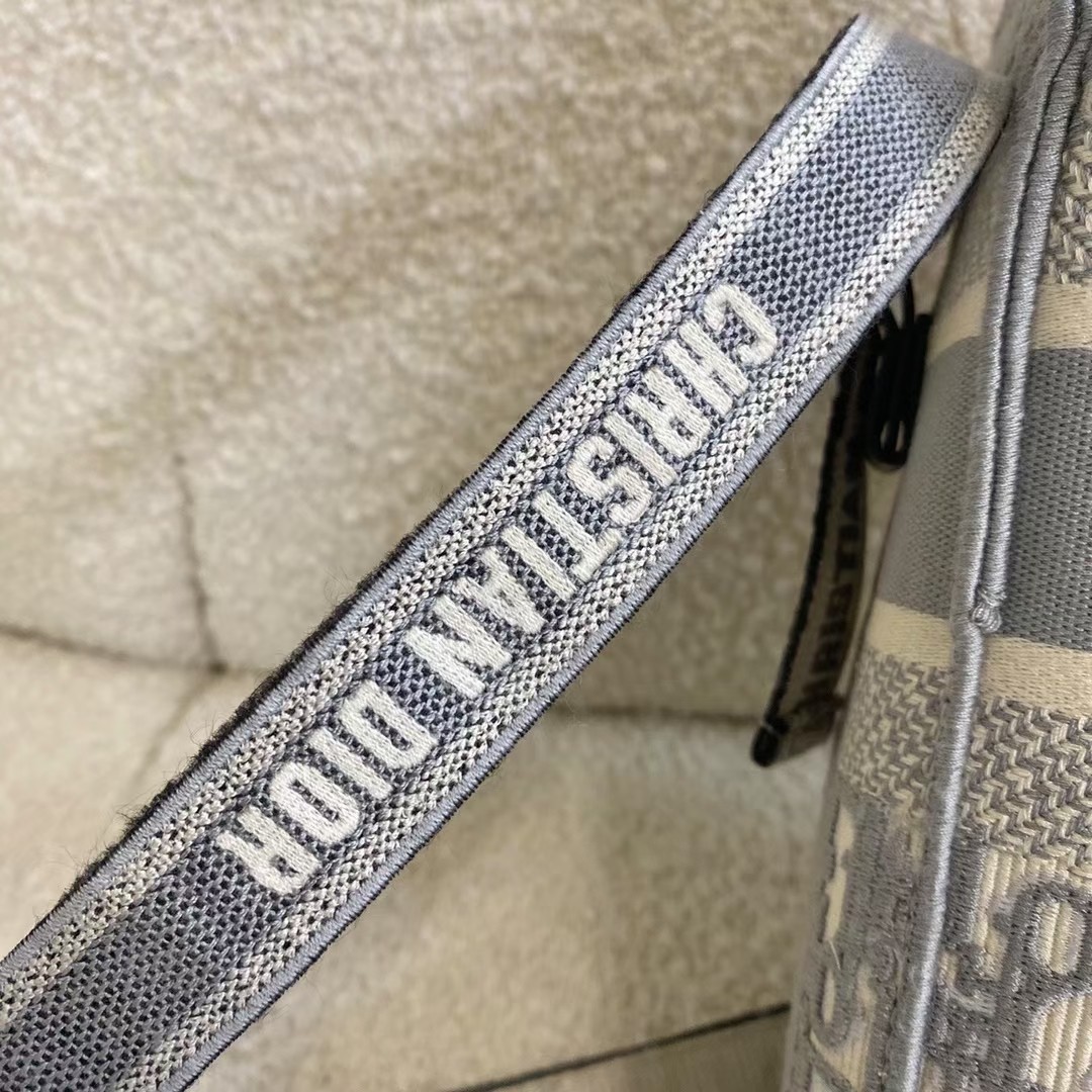 D*ior Bag Top Quality 27*28*11CM