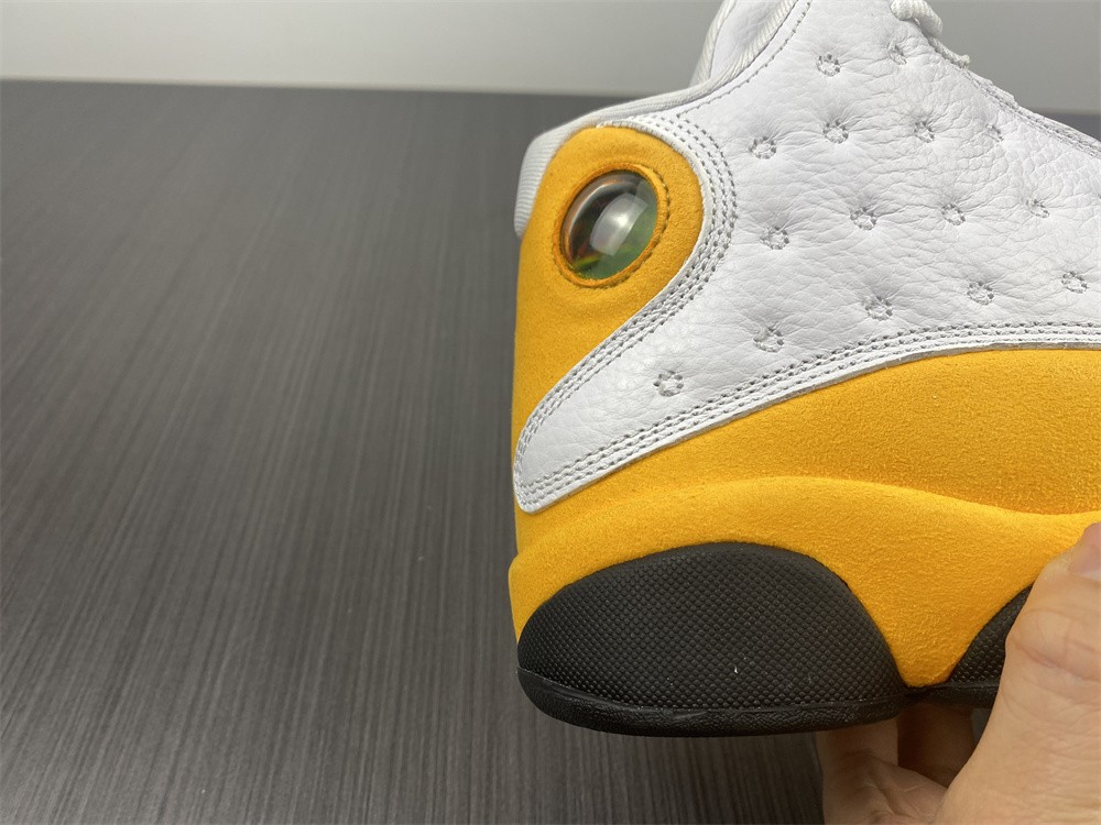Air Jordan 13