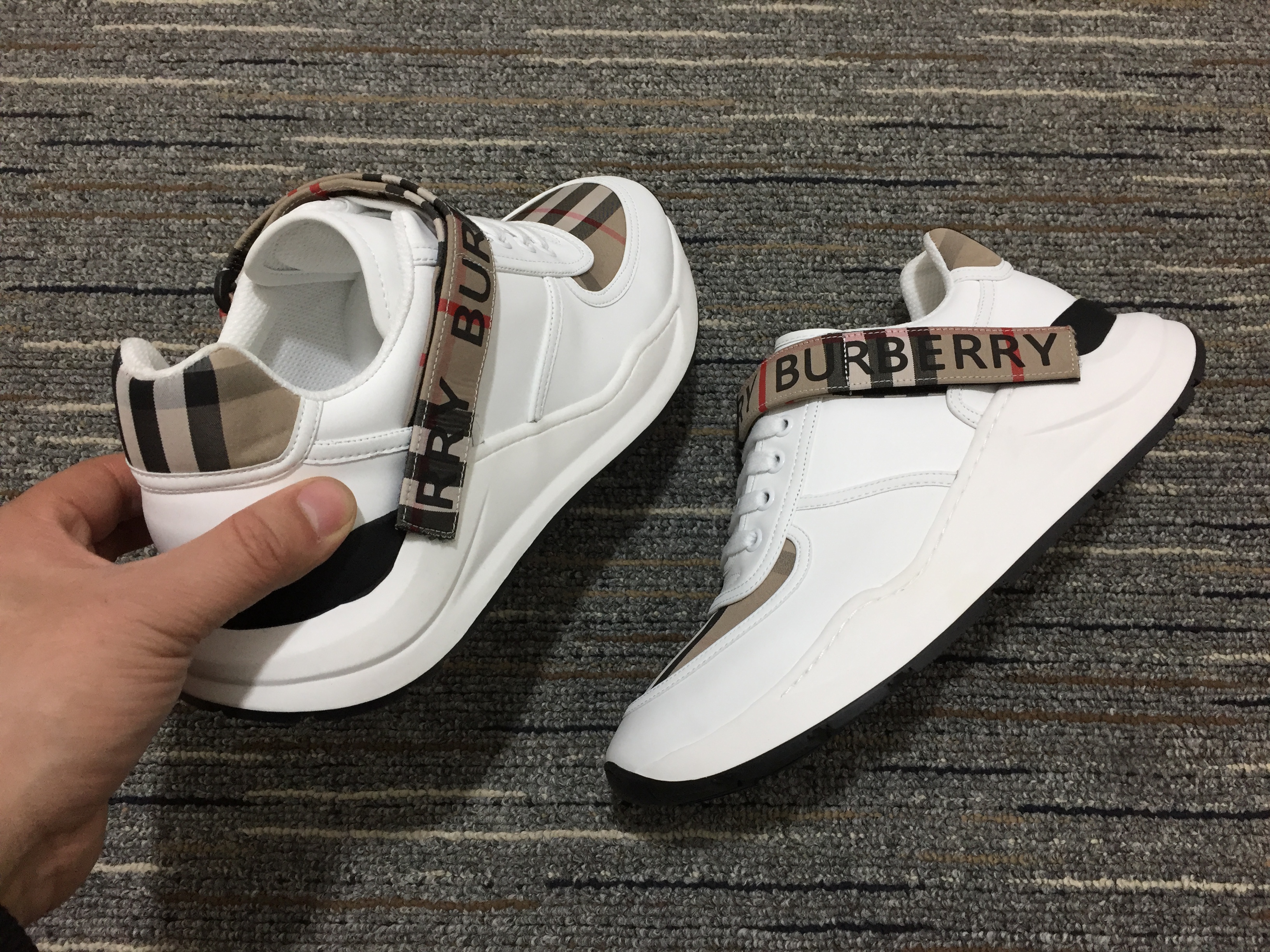 Men Women B*urberry Top Sneaker