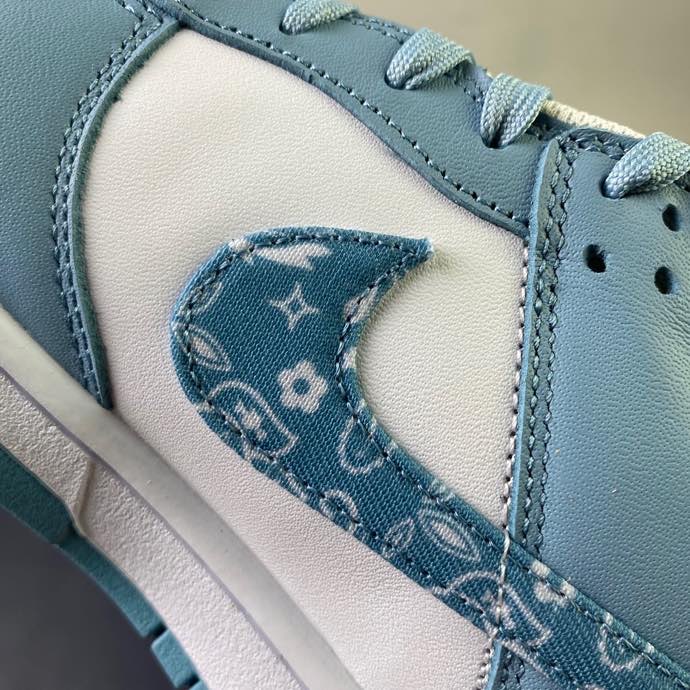 from Nike Dunk Low “Blue Paisley” DH4401-101