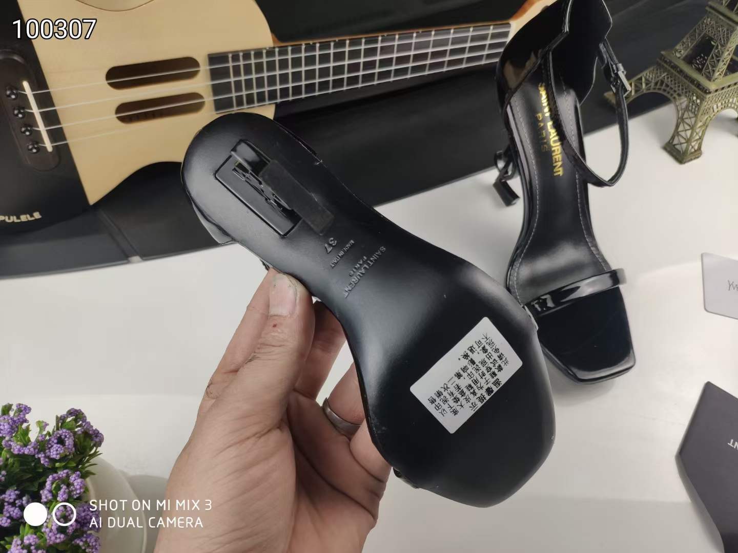 Women Y*SL Top Pumps