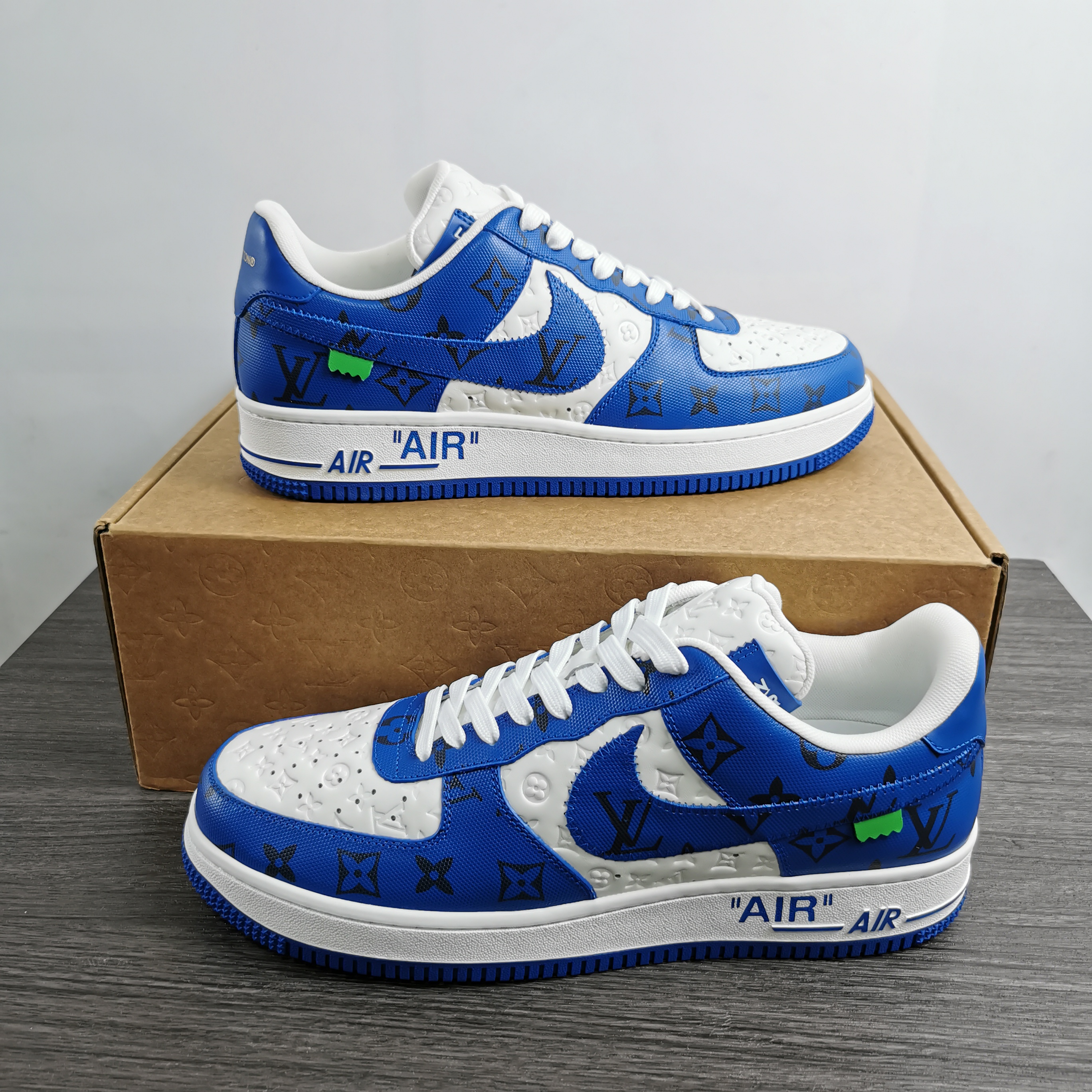 from O*ff-W*hite x Nike Air Force 1 x L*V Low