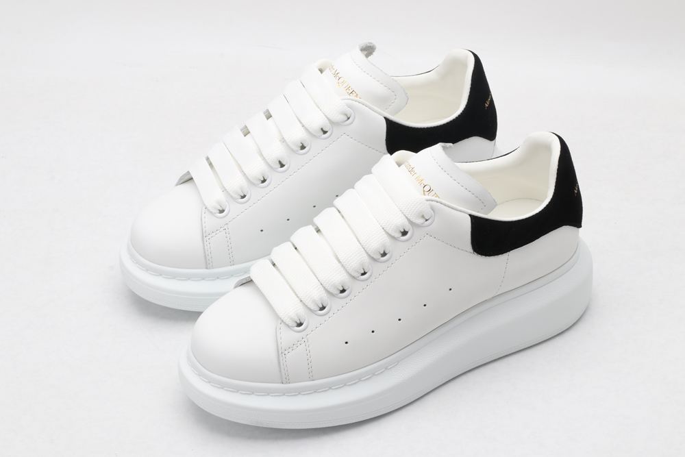 A*exander M*queen Sneaker