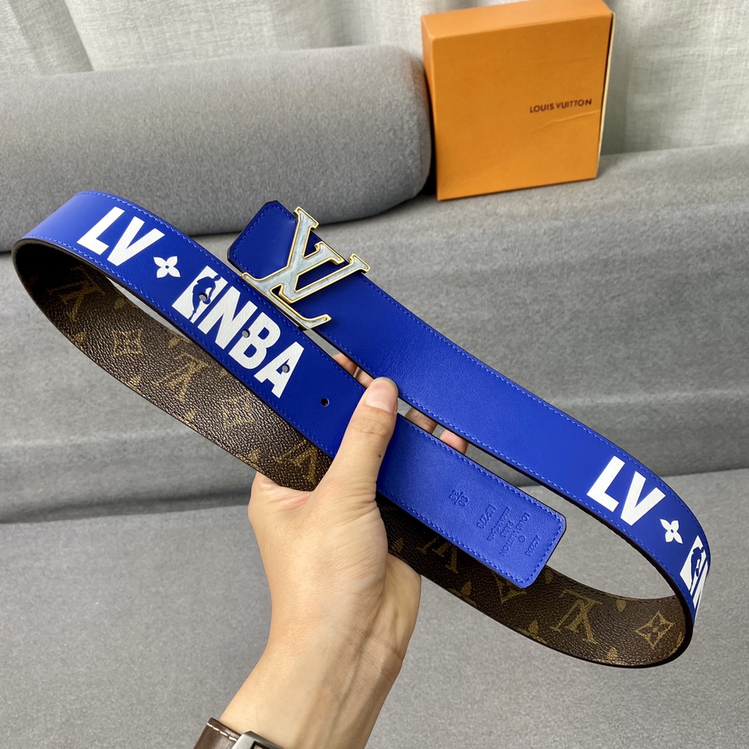 L*ouis V*uitton Belts Top Version