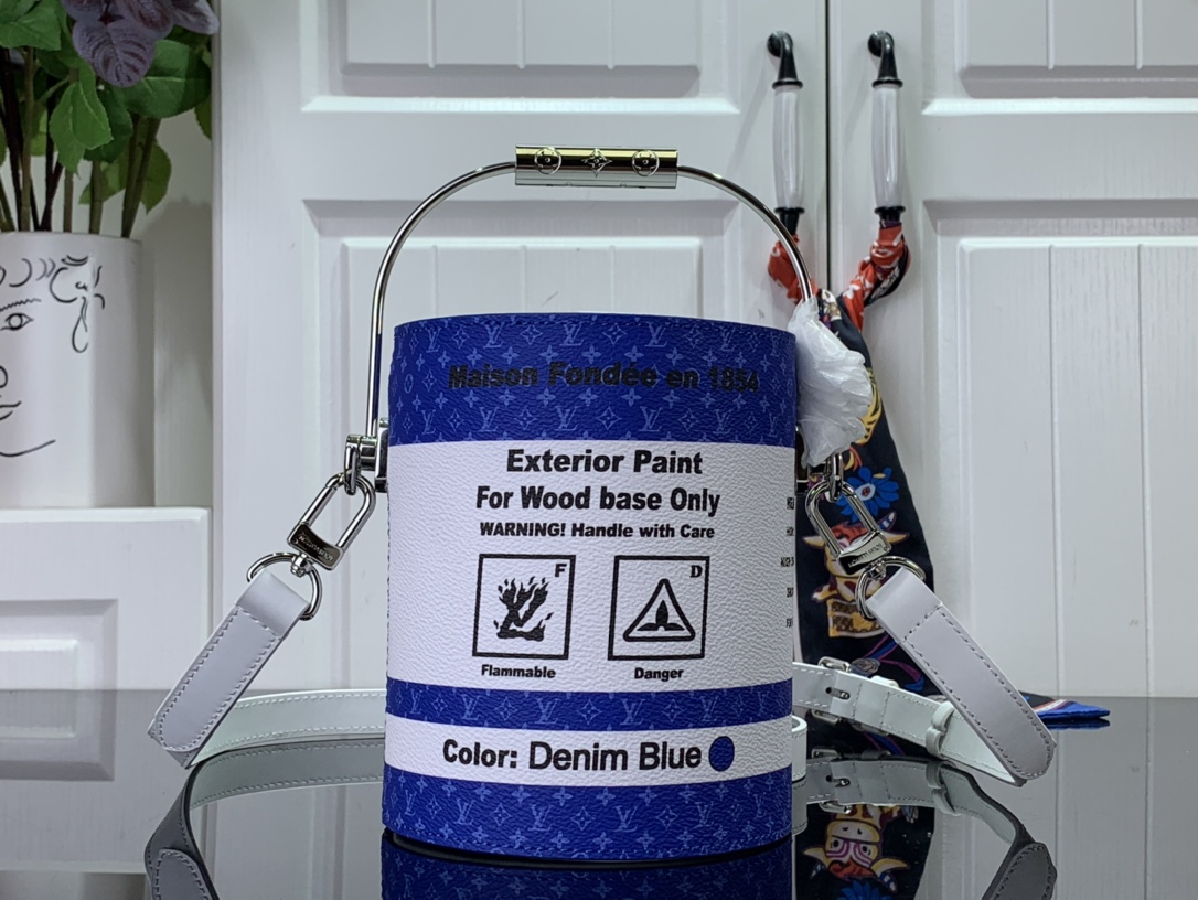 L*ouis V*uitton Bag Top Quality 13.5*17*7CM