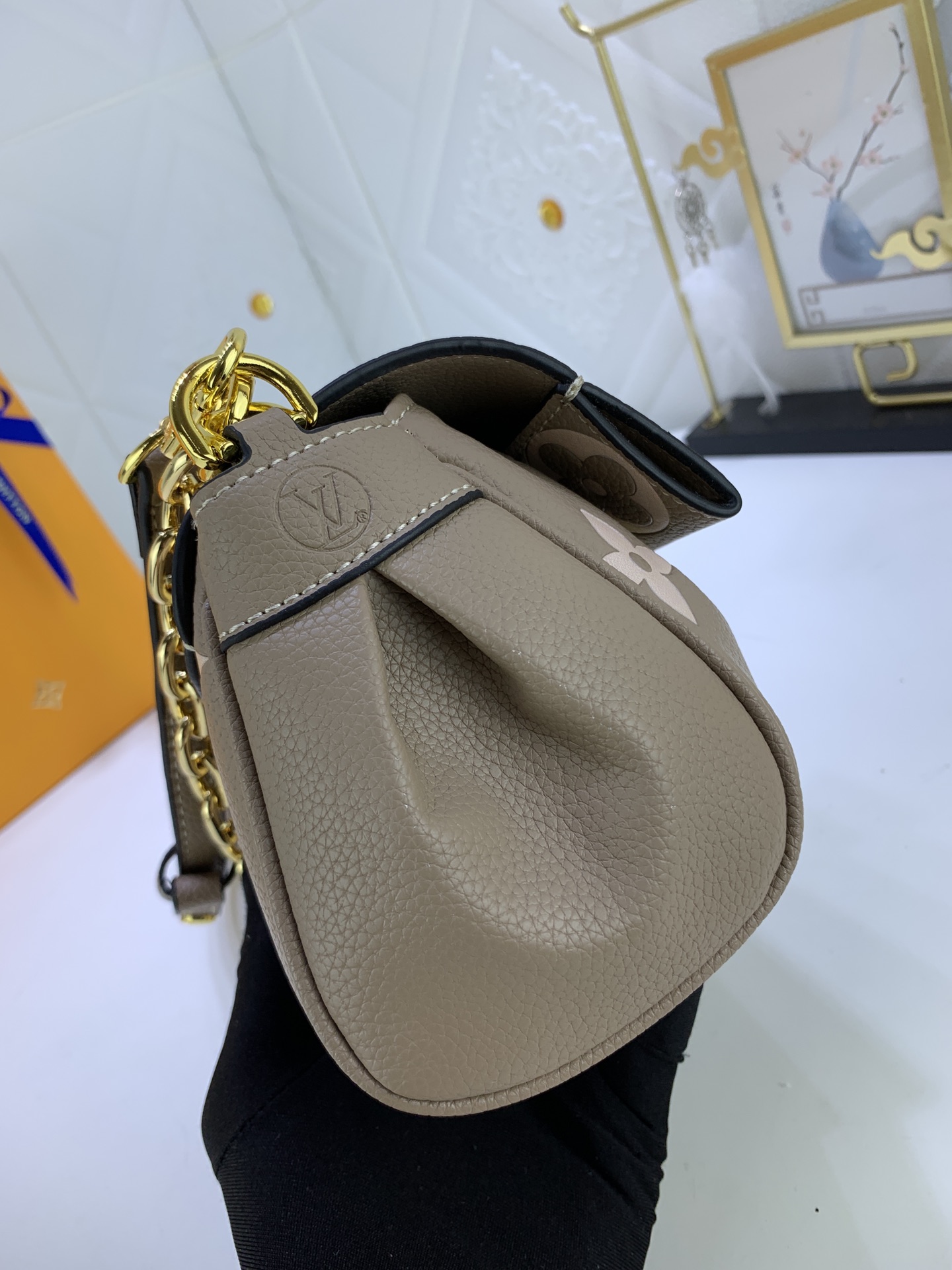 L*ouis V*uitton Bag Top Quality 24*14*9cm