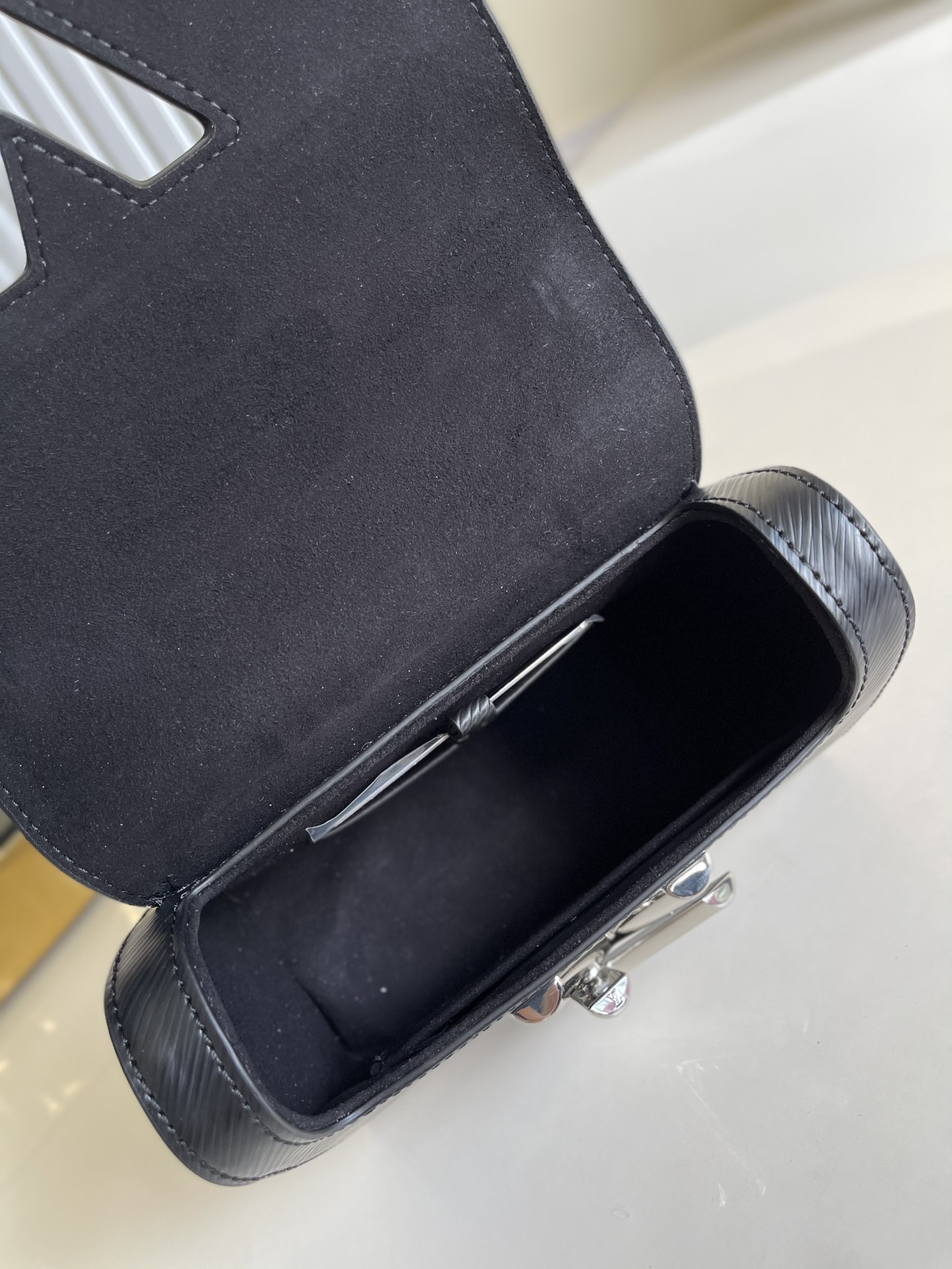 L*ouis V*uitton Bag Top Quality 18*15*9cm