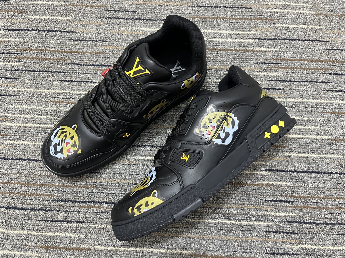 Men L*ouis V*uitton Top Sneakers