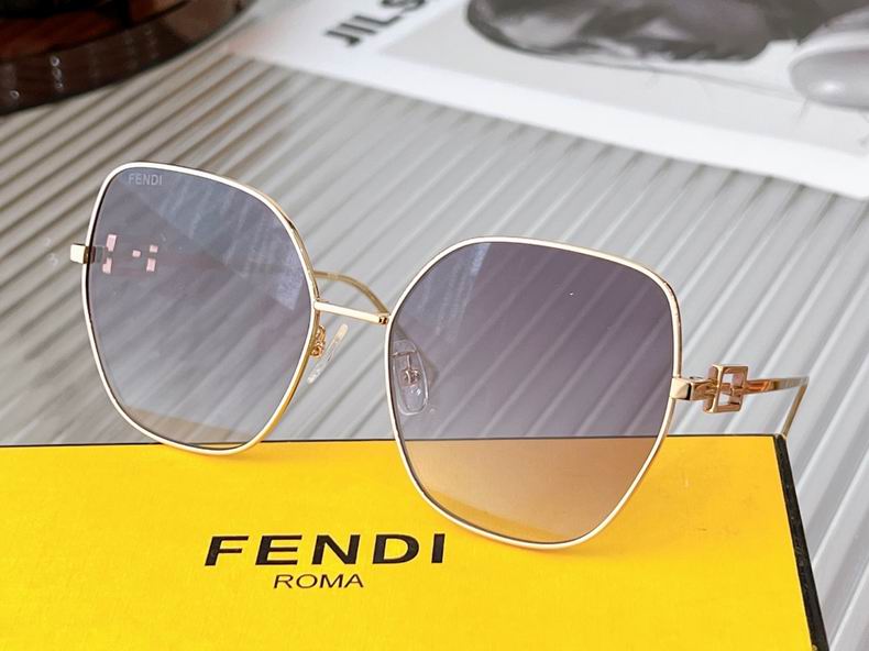 F*endi Glasses Top