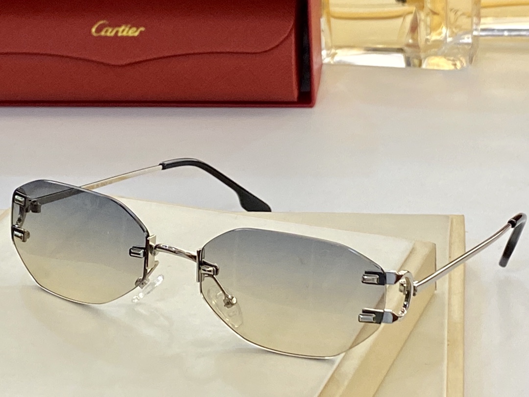 C*artier Glasses Top
