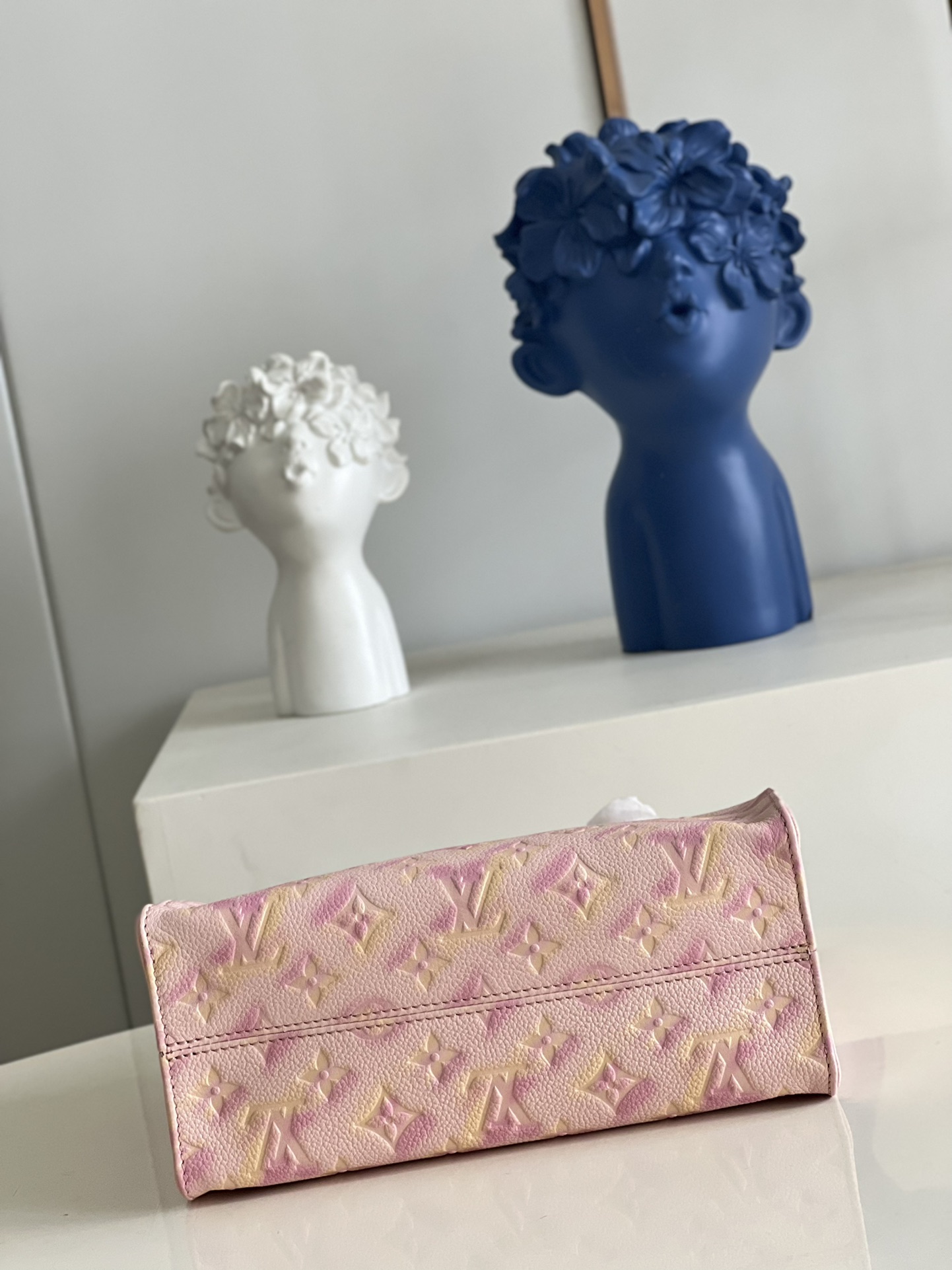 L*ouis V*uitton Top Bag 25*19*11.5cm