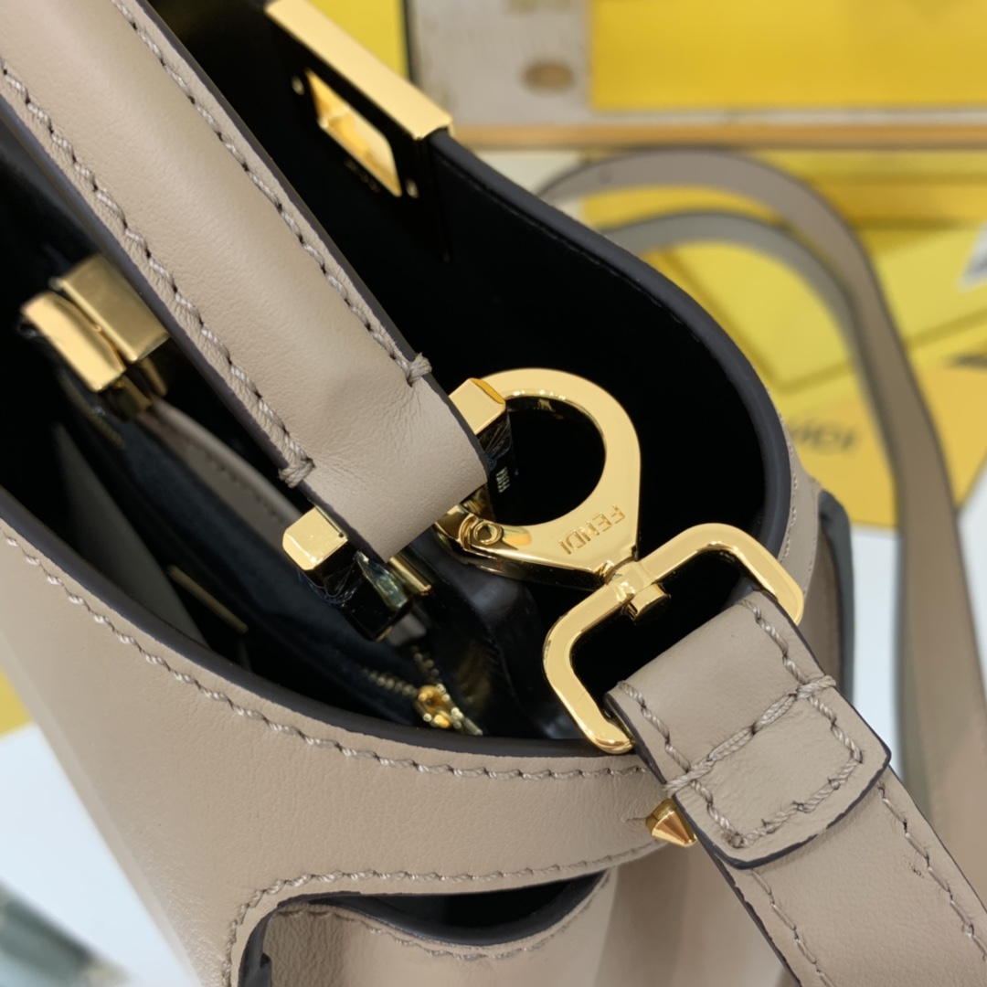 F*endi Top Bag 27*20*12cm