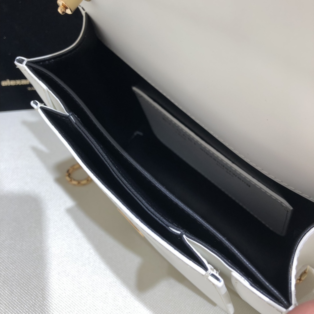 B*vlgari Top Bag 20*15*6.5cm