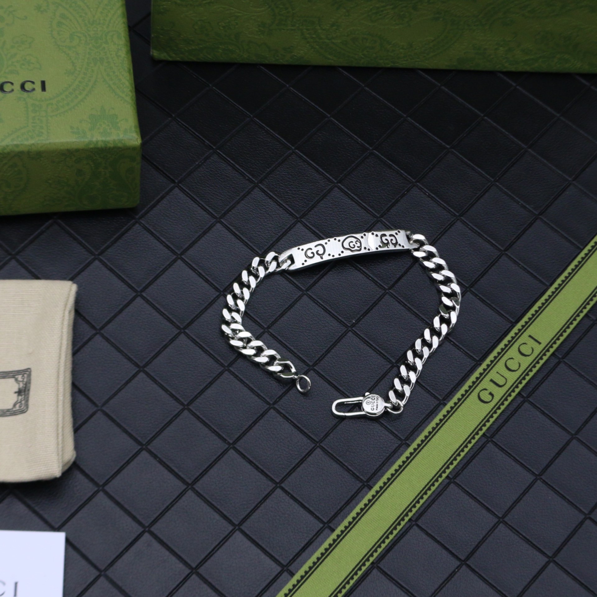 Bracelet001