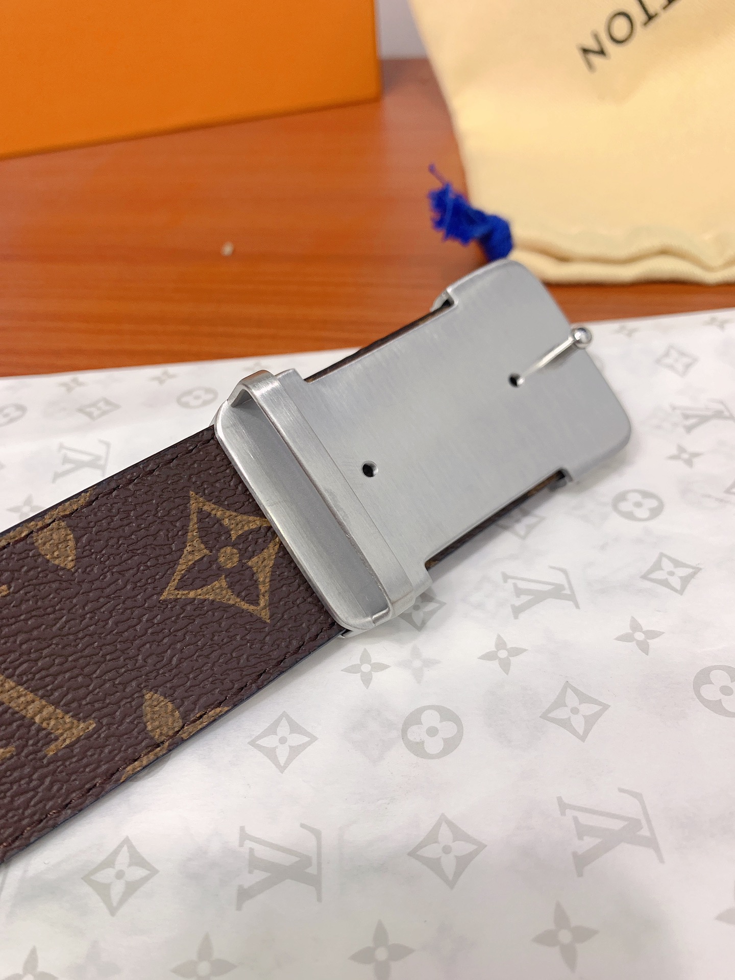 L*ouis V*uitton Belts Top Quality 40MM