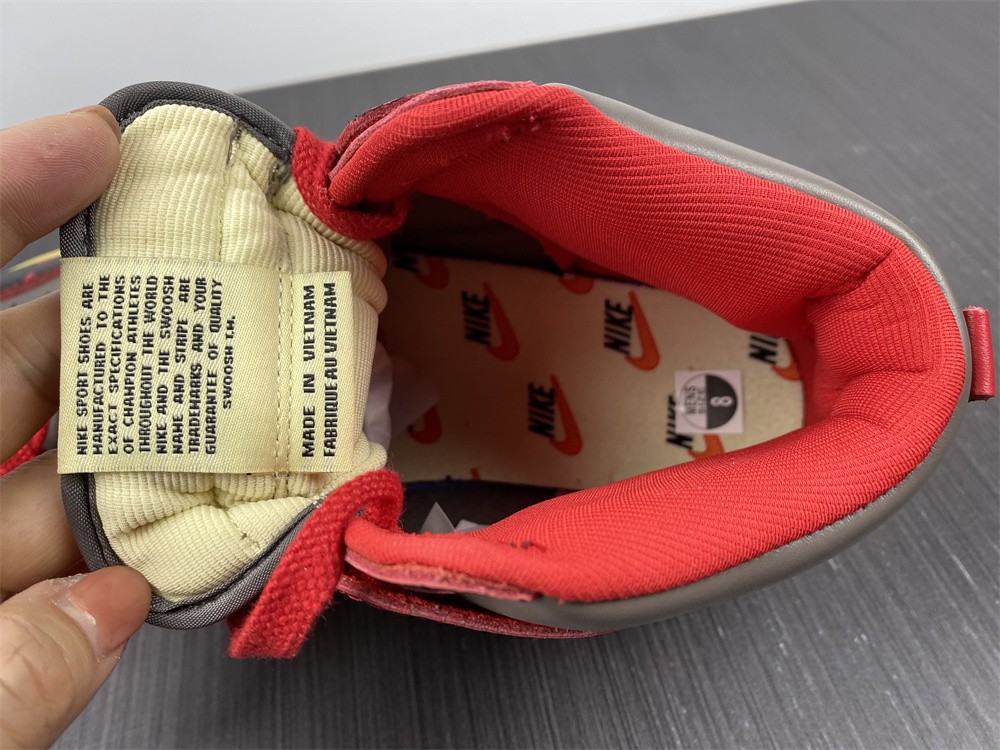 from Nike SB Dunk High DD9404-600