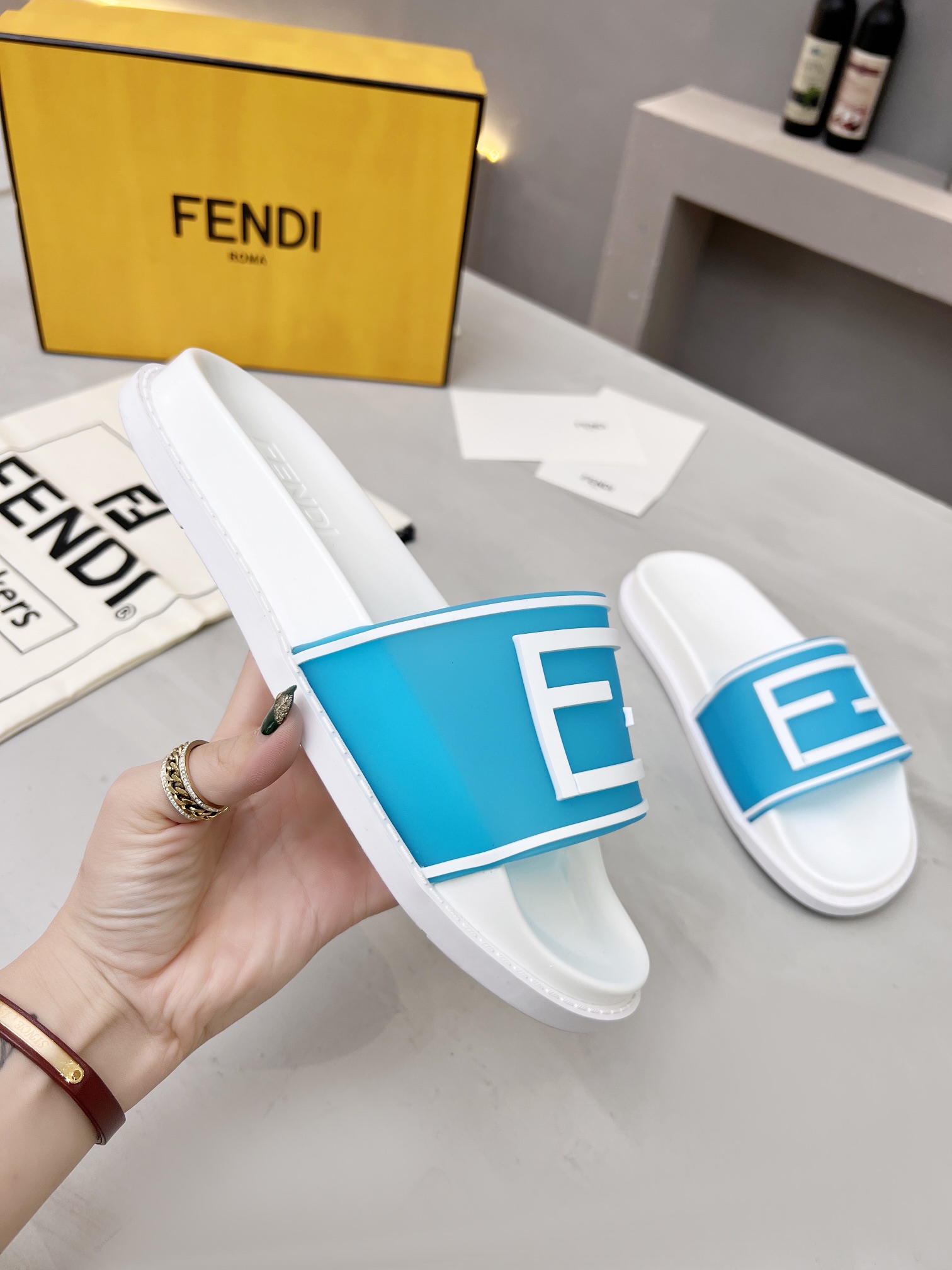 Men Women F*endi Sandals Top