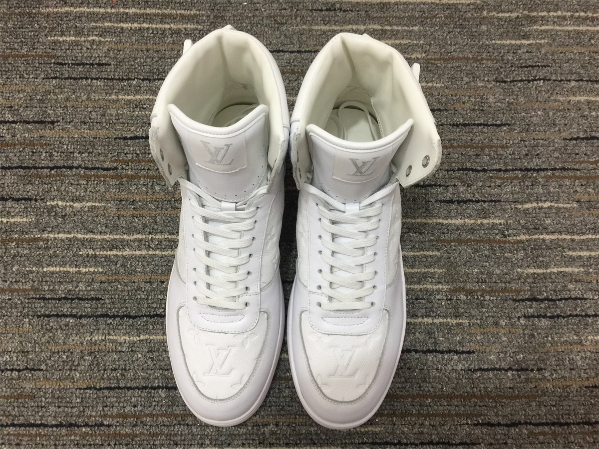 Men L*ouis V*uitton Top Sneakers