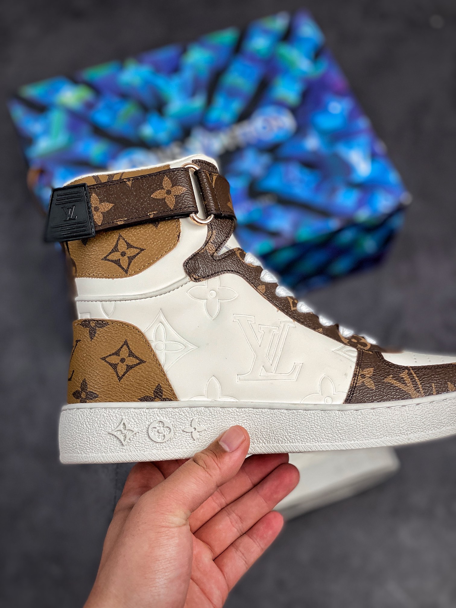 Men L*ouis V*uitton Top Sneaker