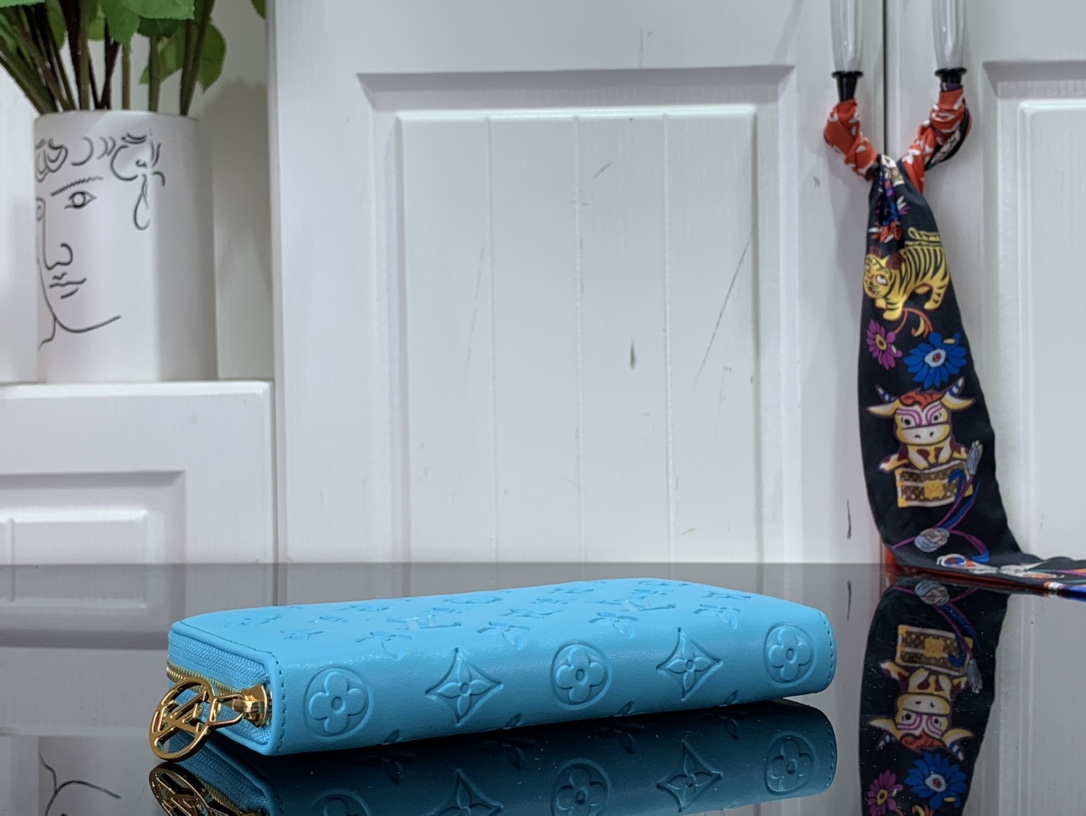 L*ouis V*uitton Bag Top Quality 19.5*10.5*2.5cm