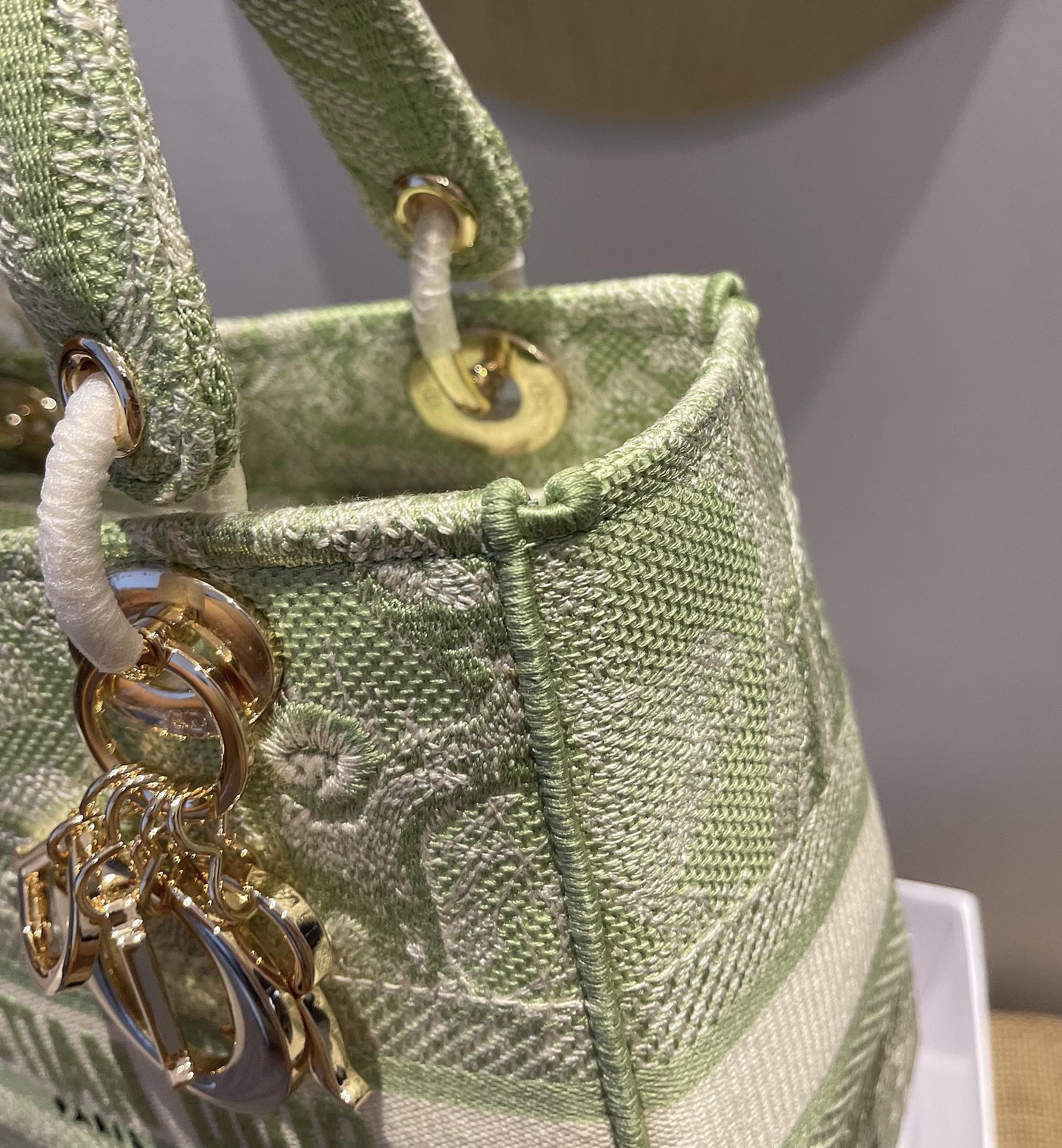 D*ior Top Bag 24*20*11cm