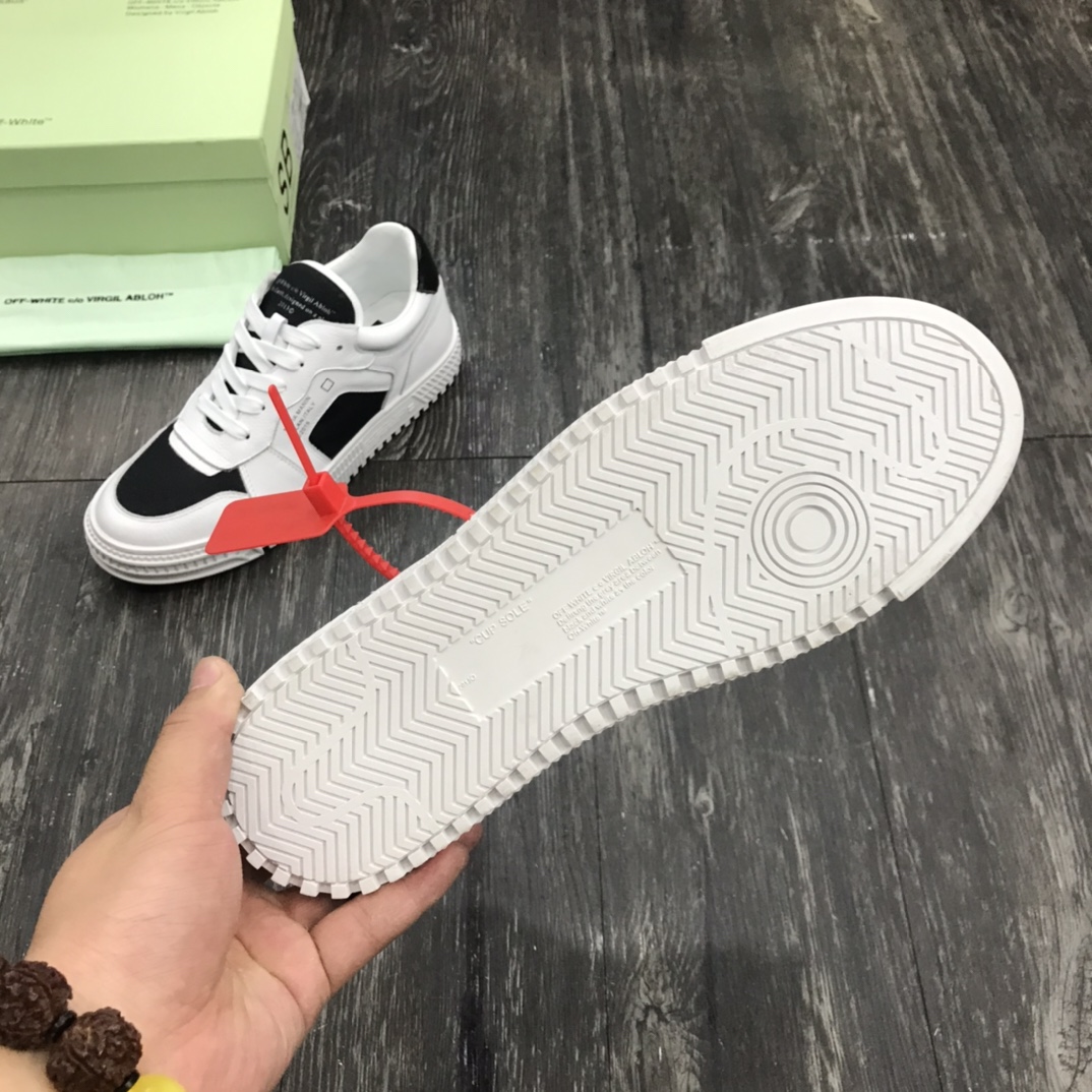 Men Off W*hite Top Sneaker