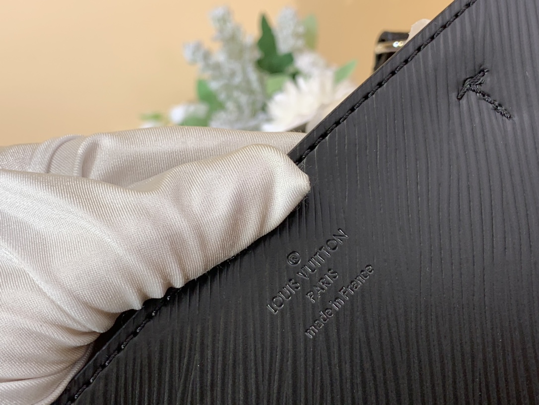 L*ouis V*uitton Bag Top Quality 25*17*11cm