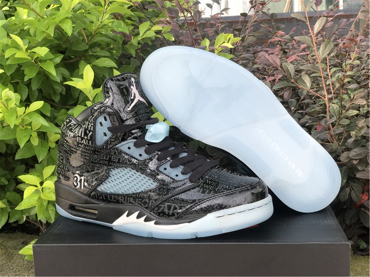 Air Jordan 5 Doernbecher 633068-010