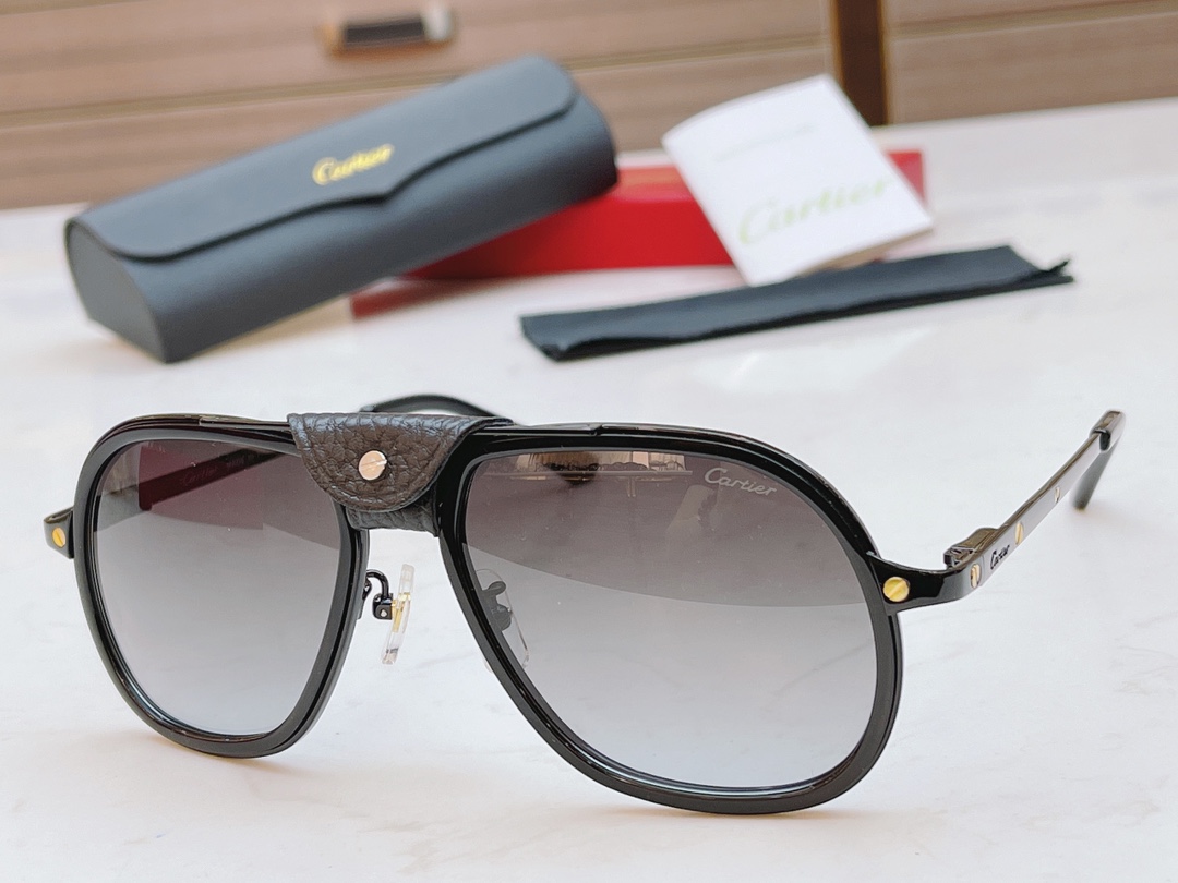 C*artier Glasses Top