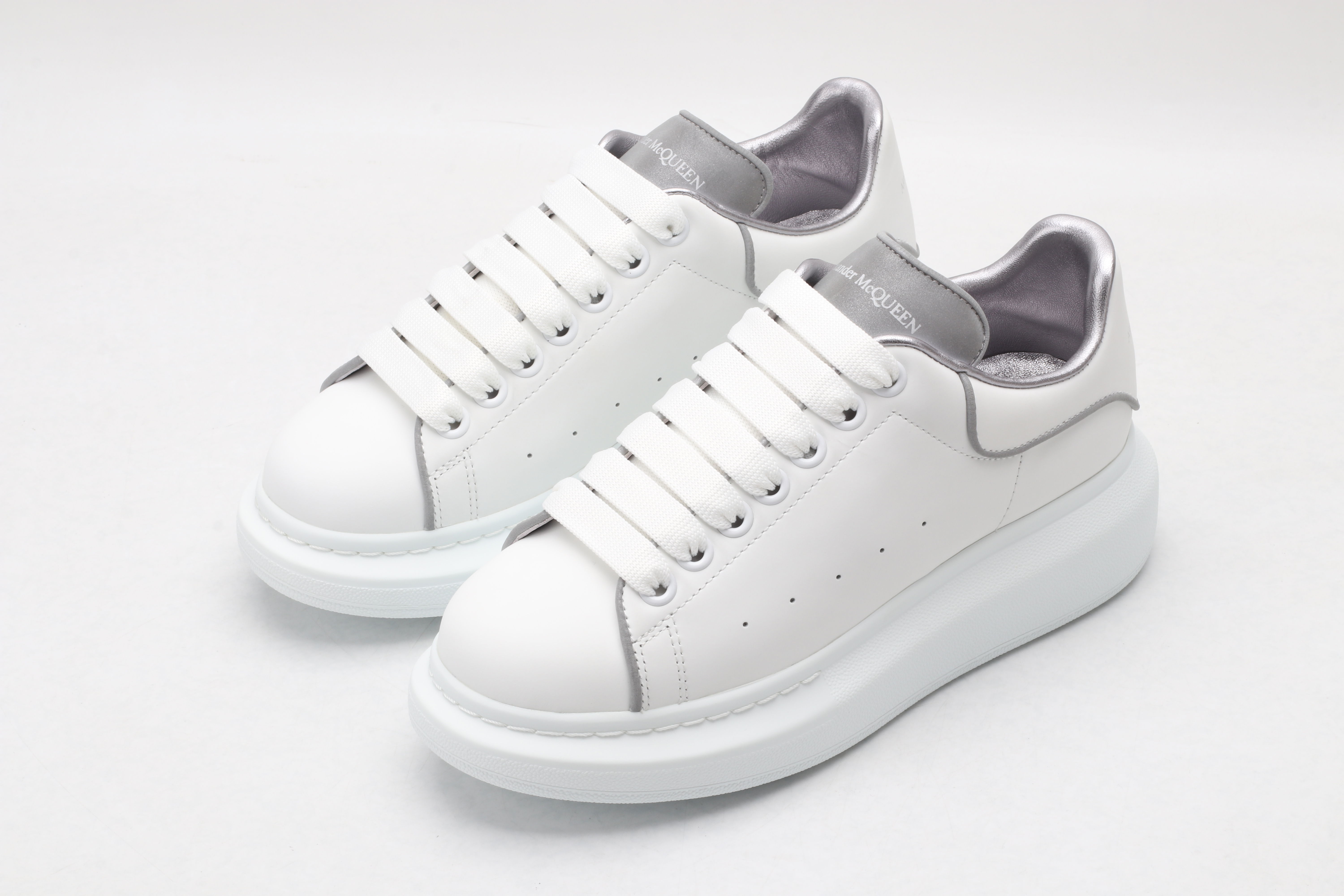 A*exander M*queen Sneaker