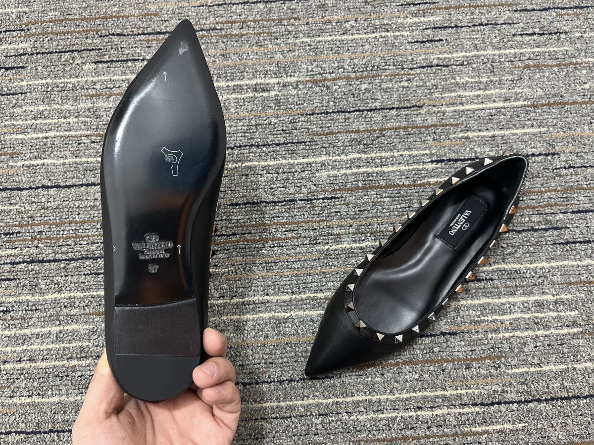 Women ๐*๐ด๐ฟ๐ธ๐๐๐ผ๐๐ Top Sneakers