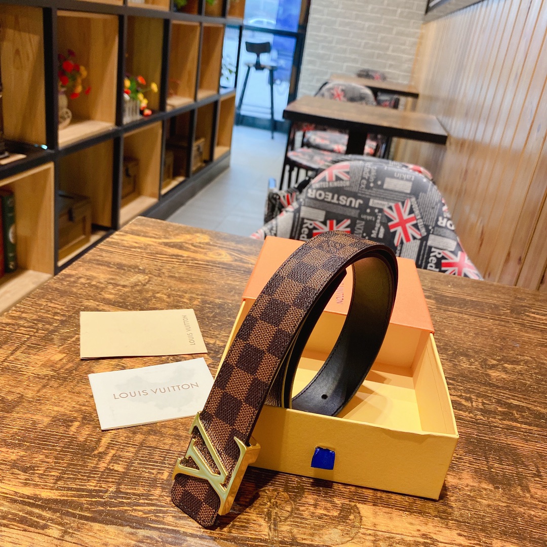 L*ouis V*uitton Belts Top Version