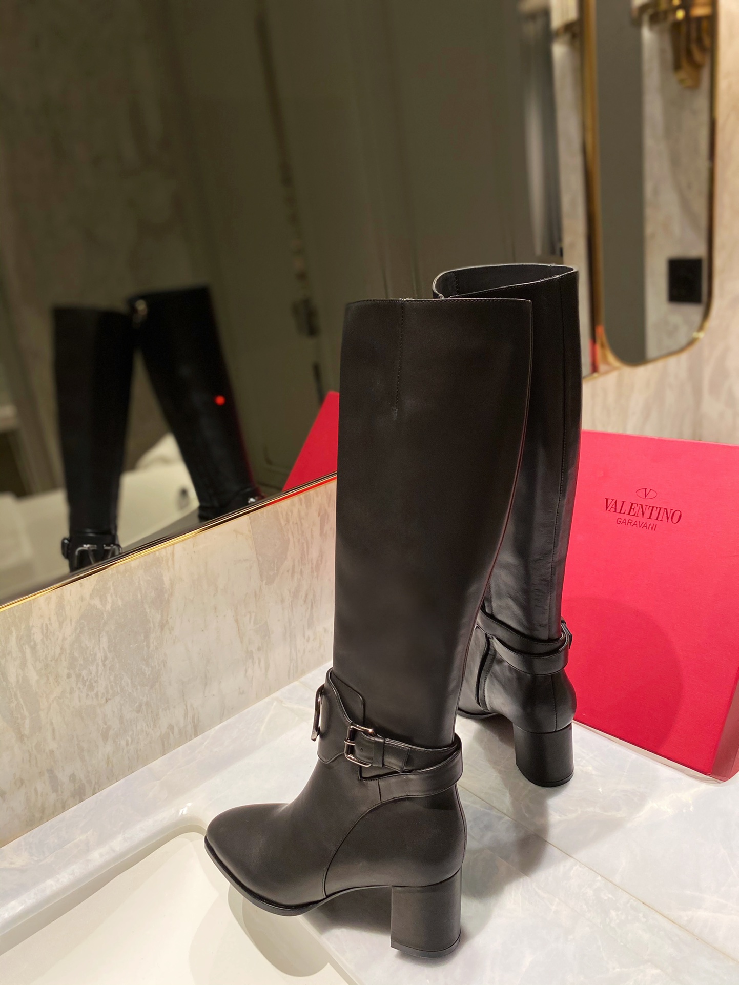 Women π*π΄πΏπΈπππΌππ Top Sneakers