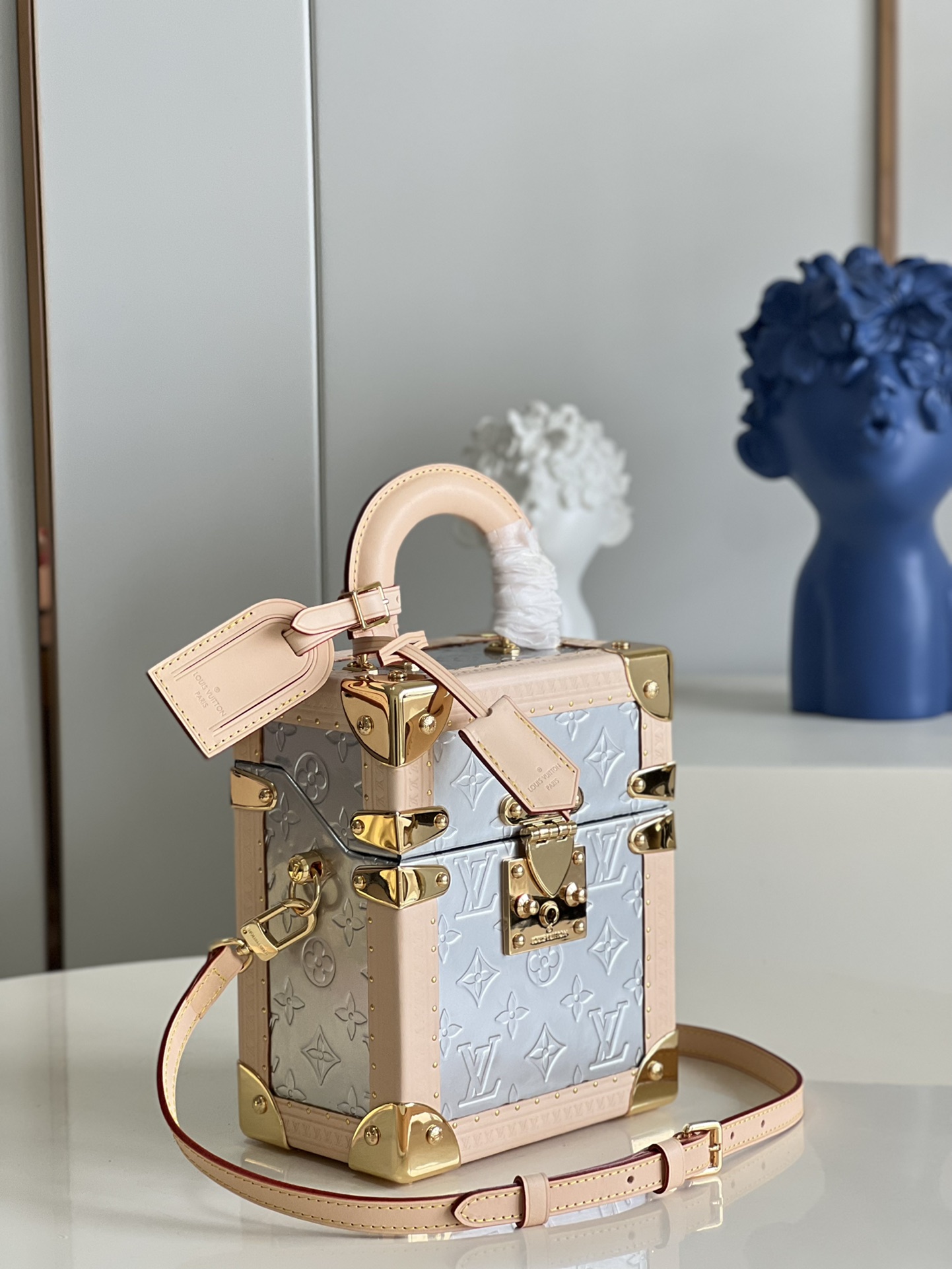 L*ouis V*uitton Top Bag 16*13*7.5CM