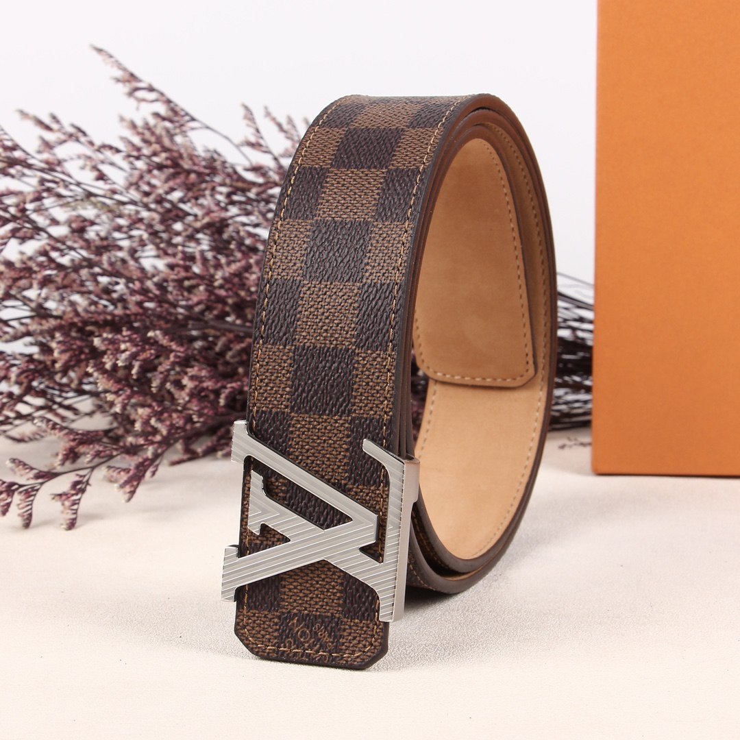 L*ouis V*uitton Belts Top Version 40MM