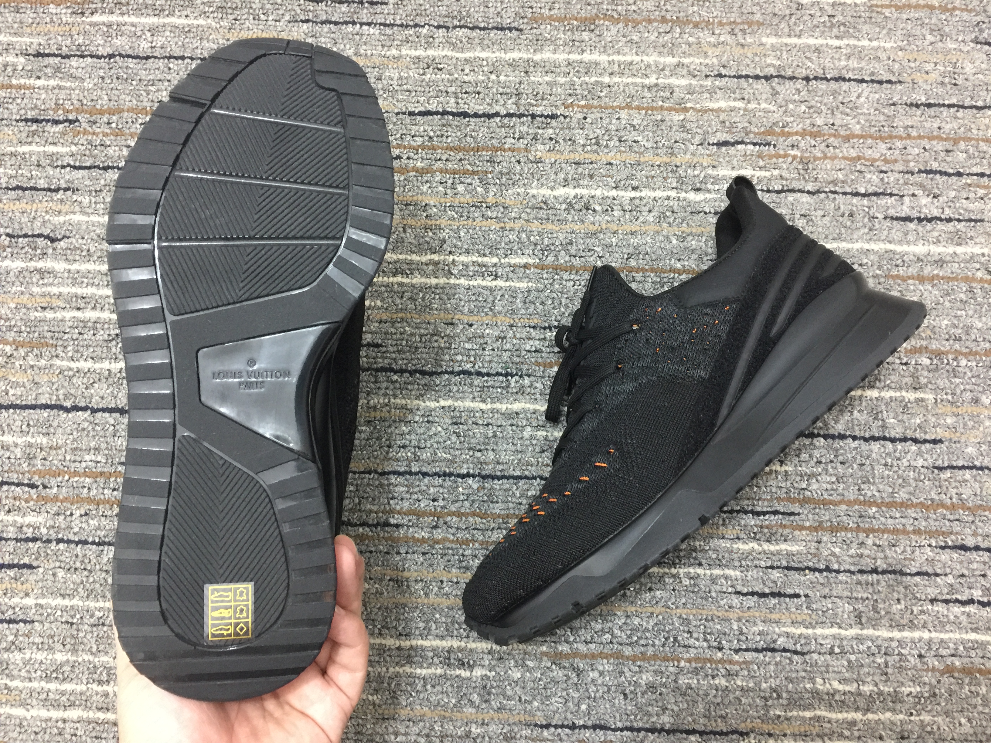 Men L*ouis V*uitton VNR Top Sneakers