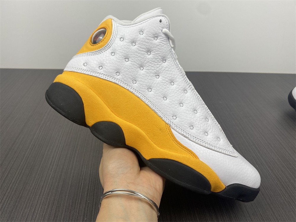 Air Jordan 13