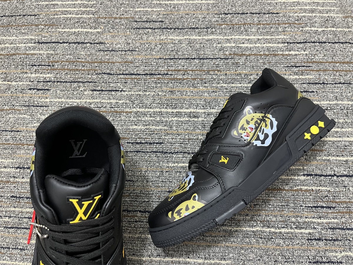 Men L*ouis V*uitton Top Sneakers