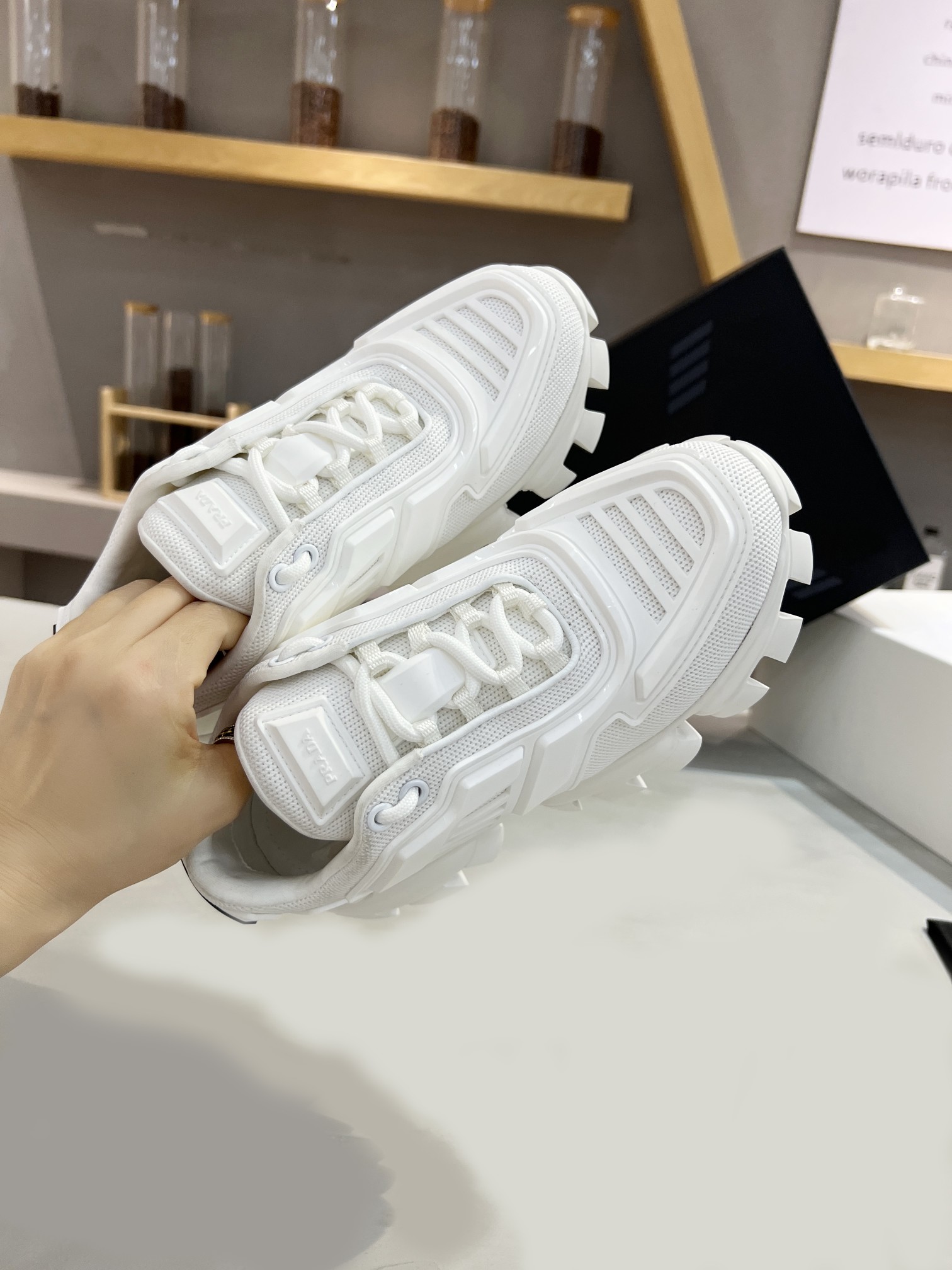 Men Women P*rada Top Sneaker