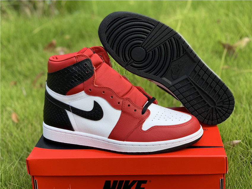 Air Jordan 1 WMNS “Satin Snake” CD0461-601