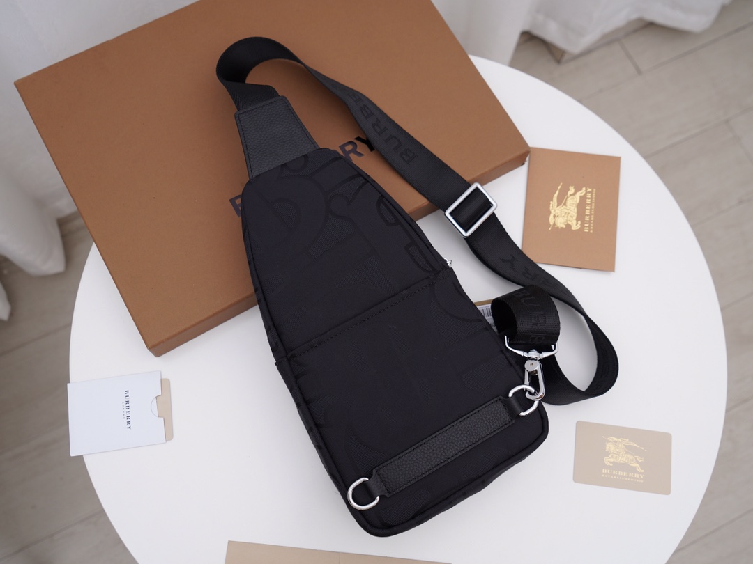 B*urberry Top Bag 20*29*5cm