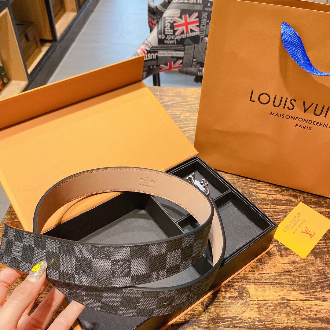 L*ouis V*uitton Top Version