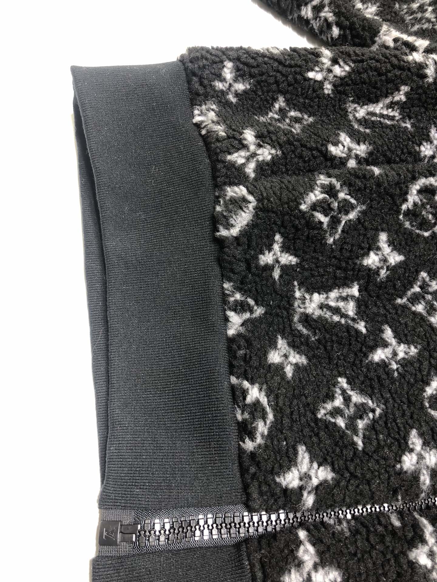 Men Jacket/Sweater Top Quality16