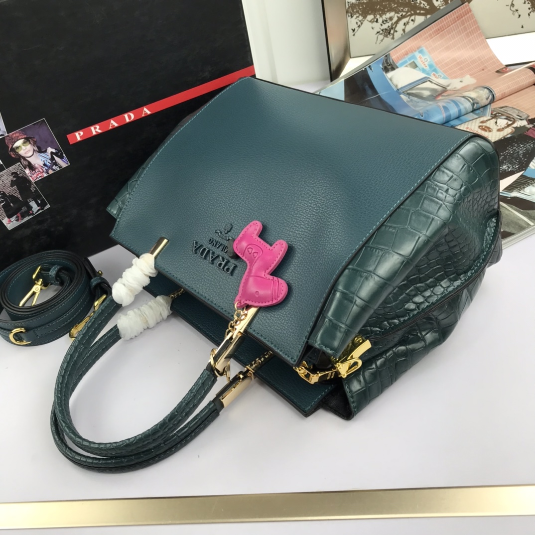 P*rada Top Bag 30*23*13cm